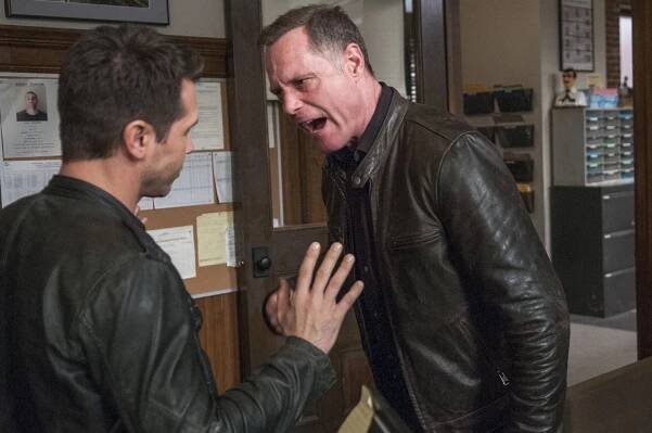 Policie Chicago - The Price We Pay - Z filmu - Jon Seda, Jason Beghe