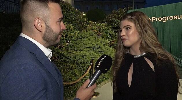 Máma pro mě chce bohatého kluka! Krásná dcera Verešové o kariéře i soukromí