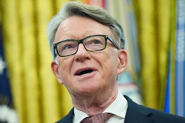 Links to Epstein: British ambassador to the US removed after Starmer defended him to the last.