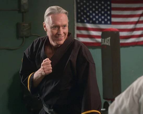 griffith_cobrakai_s4_27.jpg