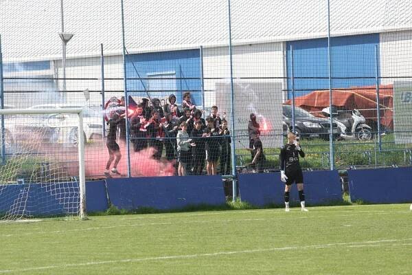 Nezáživné derby rozhodla penalta za ruku. Broďané už jsou předposlední