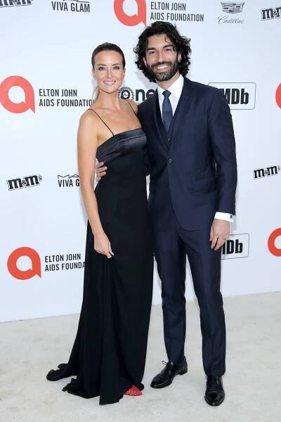 Emily is an actress like Justin - and even starred in It Ends With Us