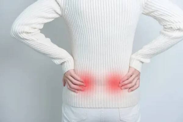 Cvik Motýlek pomáhá zlepšit držení těla, neboť posiluje a uvolňuje svaly v oblasti pánve. Lepší držení těla pak přispívá k prevenci bolesti zad a různých zranění.