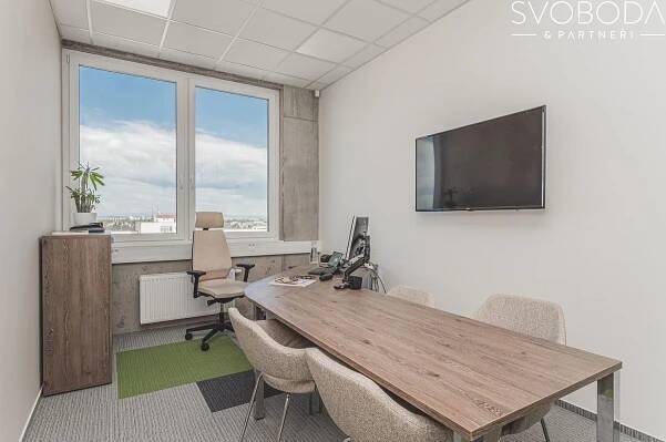 Pronájem komerční Kanceláře, 250m2, Hradec Králové, Nový Hradec Králové | Reality.iDNES.cz 