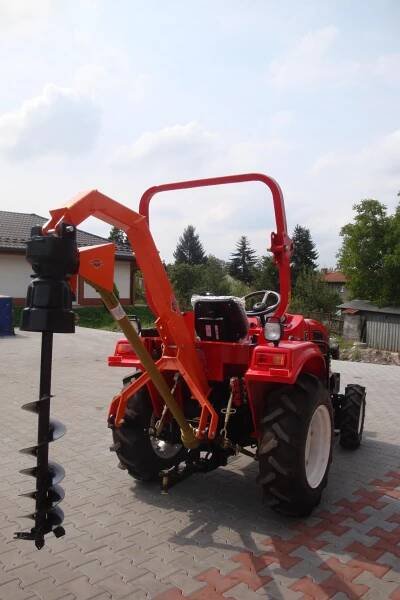 Půdní vrták CRONIMO za traktor | Nejlevnejsi-bagry-nakladace-traktory.cz