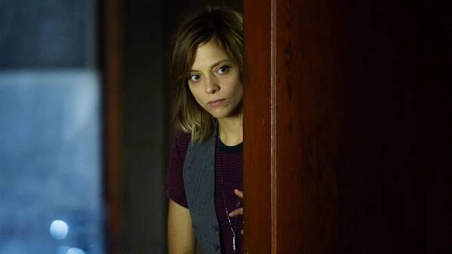 Falling Water - No Task for the Timid - Z filmu - Lizzie Brocheré