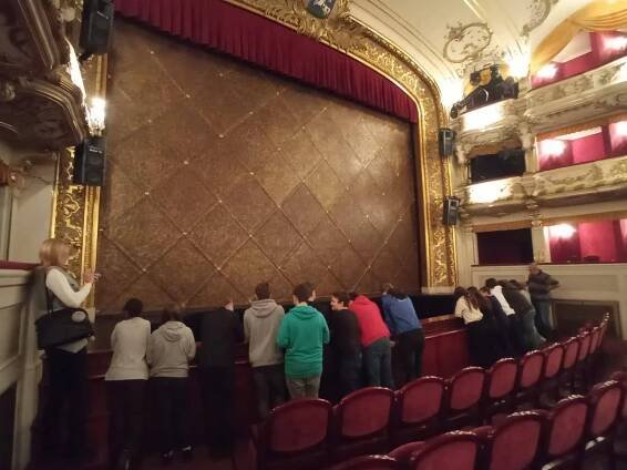 Prohlídka divadla A. Dvořáka 8.A | ZŠ Mitušova 16