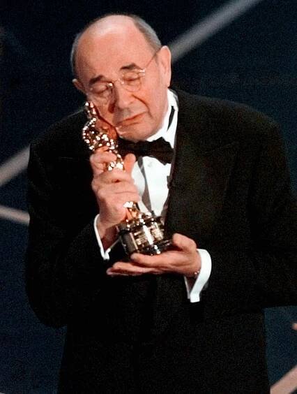 Singin' in the Rain Director Stanley Donen Dies at 94: See His Iconic Oscars Moment