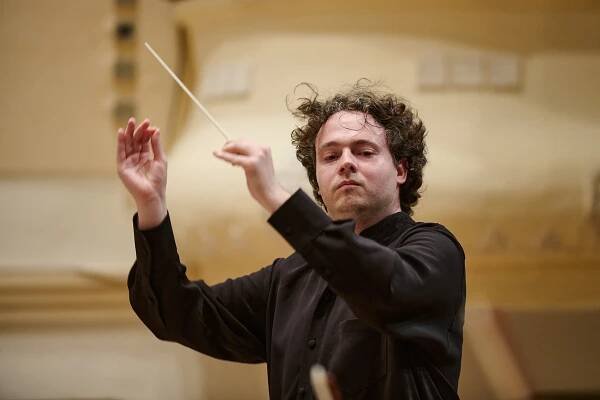 Únor v hradecké filharmonii ve znamení péče o mladé posluchače