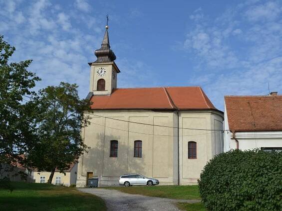 Brod nad Dyjí - kostel sv. Jana Nepomuckého obr02.jpg