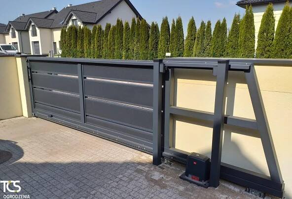 Posesje prywatne - TCS Ogrodzenia Szczecin