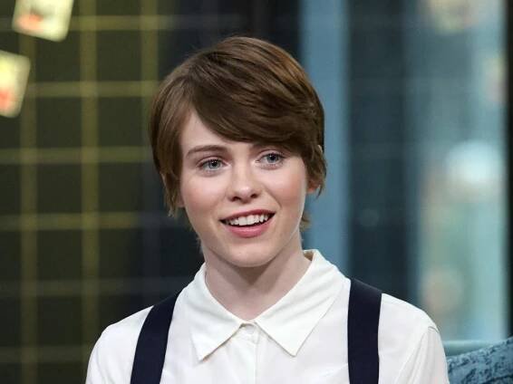 6 Fun Facts About Sophia Lillis That Will Make You Want to Binge-Watch "I Am Not Okay With This"
