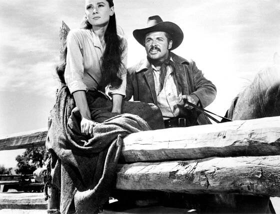 UNFORGIVEN, THE, Audrey Hepburn, Audie Murphy, 1960
