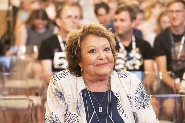 Jiřina Bohdalová po operaci srdce: Střídají se u ní asistenti a dcera Stašová
