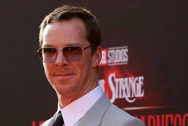 Unesli ho v JAR, hrát na housle uměl do týdne. Benedict Cumberbatch slaví 48 let
