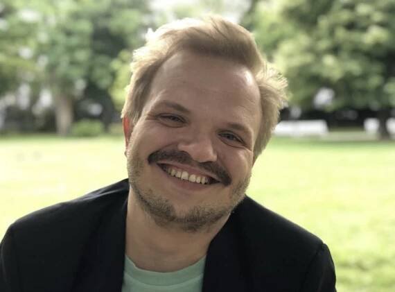 Herec nízkeho vzrastu Michal Noga: Odmietam ponuky, ktoré nie sú o herectve, ale o tom, ako vyzerám (+ podcast) - nm.sk