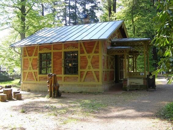 Arboretum Bukovina - sezónní... - Infocentrum