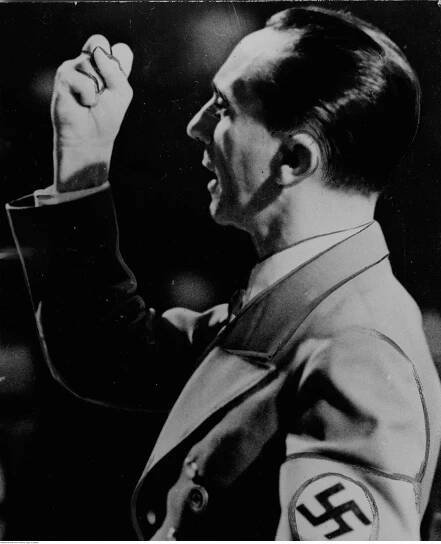 Joseph Goebbels wygłasza przemówienie do mieszkańców Berlina 1943
