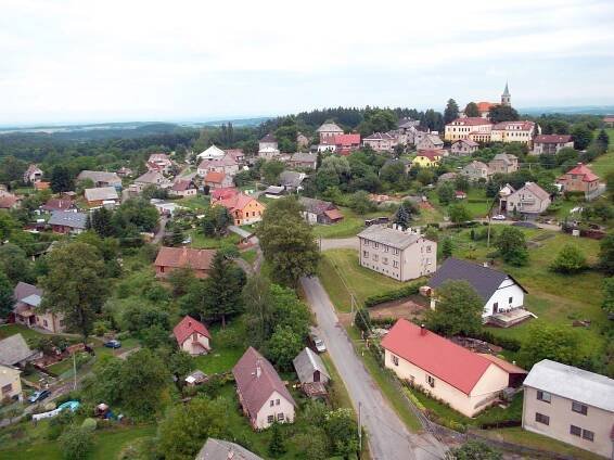 Letecké snímky – Městys Včelákov