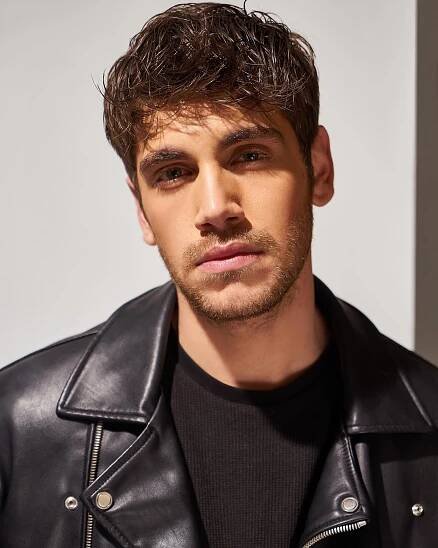 Emre Bey - Biography, Height, Life Story, TV Series 4