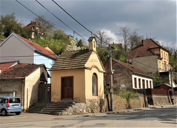 Bílovice nad Svitavou - kaple sv. Jana Nepomuckého