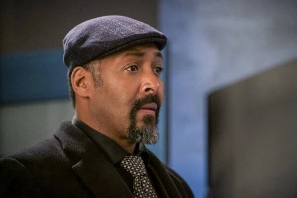 Flash - Harry and the Harrisons - Z filmu - Jesse L. Martin