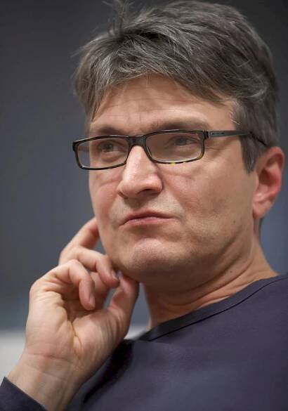 Jan Svěrák: *6.2.1965, český filmový režisér, producent a příležitostný herec
