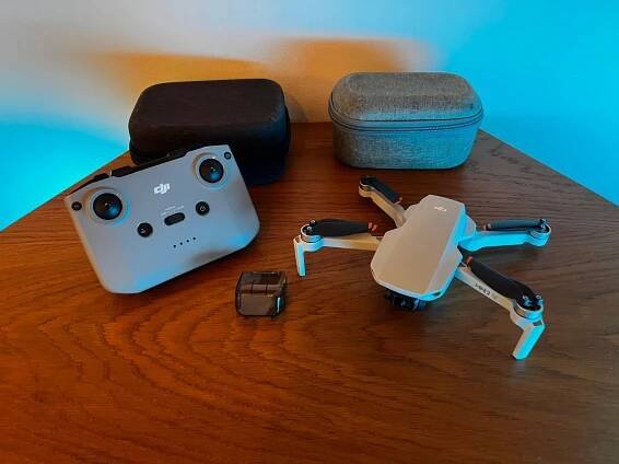 BAZAR - DJI Mini 2 SE se zárukou do 31.8.2026
