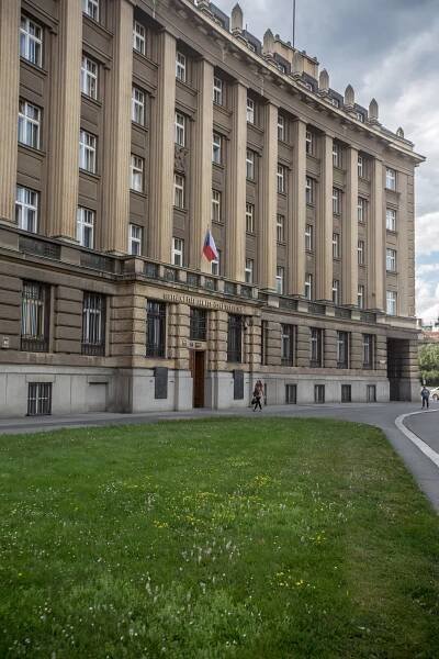 Pusťte se za architektonickými zajímavostmi v okolí kulaťáku