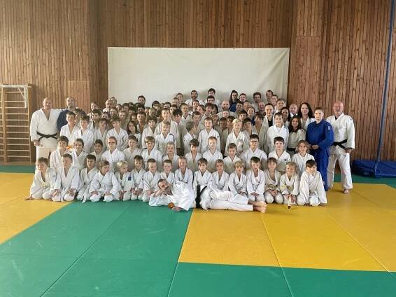 FOTKY – PODZIMNÍ SOUSTŘEDĚNÍ TEPLICE 2022 – Judo Club Tatran Praha