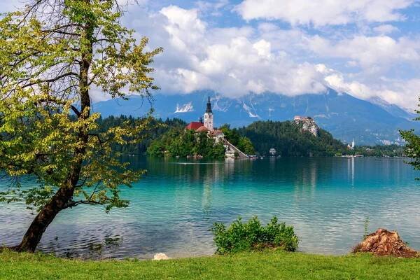 About Us - Bled TOURS