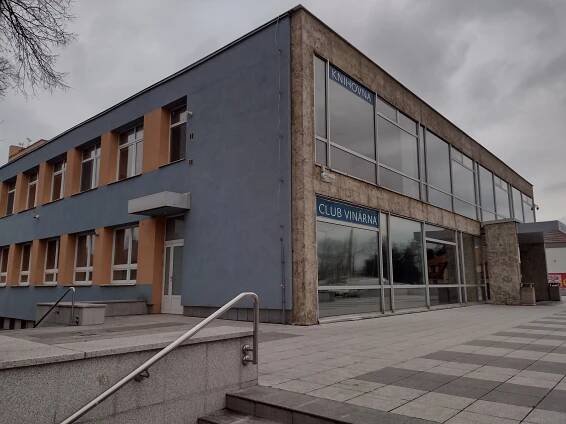 Riziko? Strážnice si kvůli domu kultury půjčí sto milionů, zavřeno do konce roku