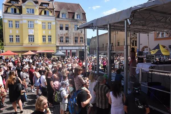 POSLEDNÍ ZVONĚNÍ 2023 – Městské kulturní centrum Kraslice