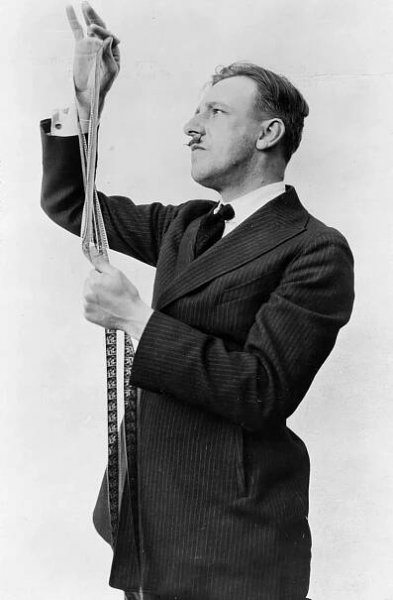Category:Tod Browning - Wikimedia Commons