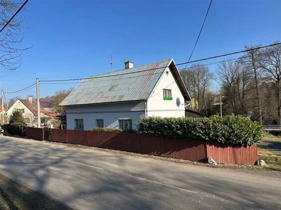 Venkovský rodinný dům se zahradou, Horní Habartice, okres Děčín 
