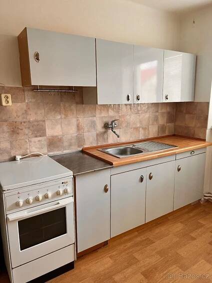 Pronájem bytu 2+kk cca 70 m2