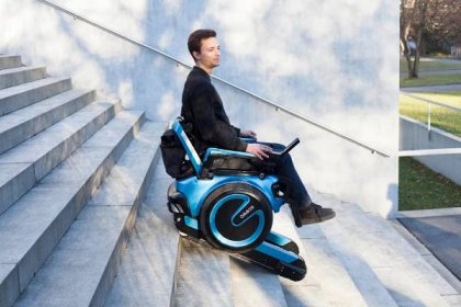 Scewo: the 21st century electric wheelchair can smoothly climb stairs