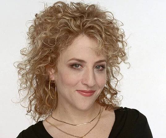 Bitty Schram Biography - Facts, Childhood, Family Life of Actress