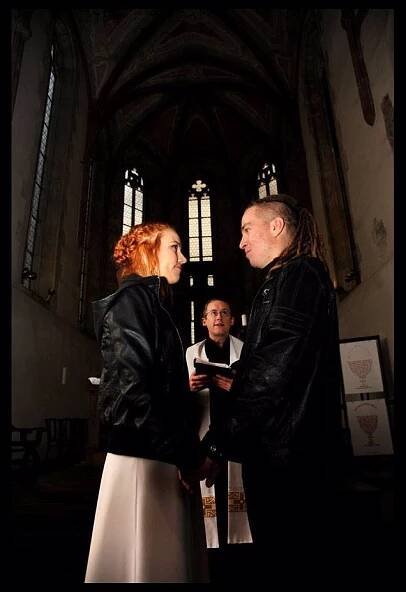 Foto k tématům svatba, Ivan Bartoš, Pirát, Lydie Franka Bartošová – stránka 13
