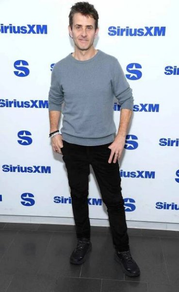Joey McIntyre visits SiriusXM at SiriusXM Studios on November 18, 2024 in New York City. 