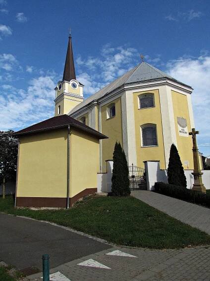 Vlkoš u Přerova - chrám sv… - Chrám | Turistika.cz