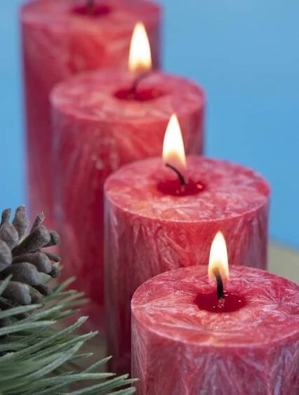 cervene_adventne_sviečky