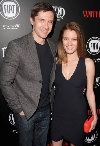 Topher Grace and Ashley Hinshaw