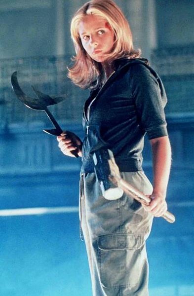 Sarah Michelle Gellar v seriálu Buffy, přemožitelka upírů