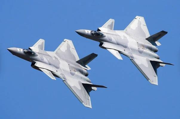 Chengdu J-20 ‘Firefang’