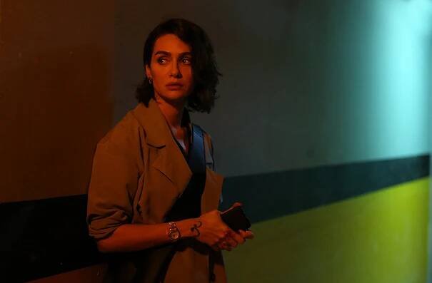 Babil - Episode 1 - Z filmu - Birce Akalay