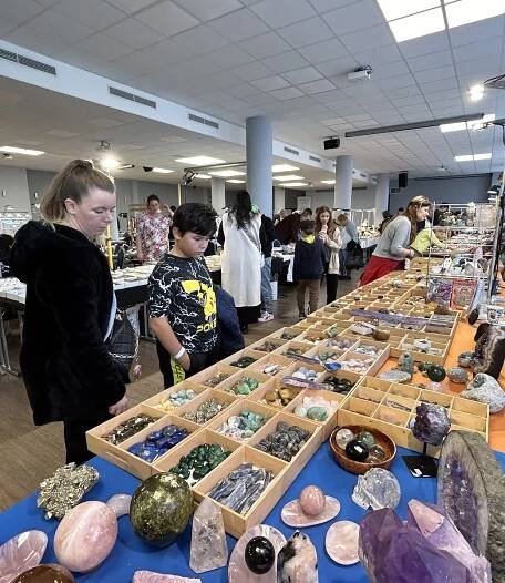 Výstava Mineral-Expo ve Zlíně nabídla safíry z Barmy či granáty z Brazílie
