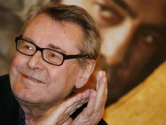 Magazín Víkend: Miloš Forman by oslavil 90. Co chystal za projekty?