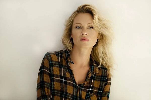 Ze sexuálních scén jsem vždycky na nervy, přiznává herečka Linda Rybová