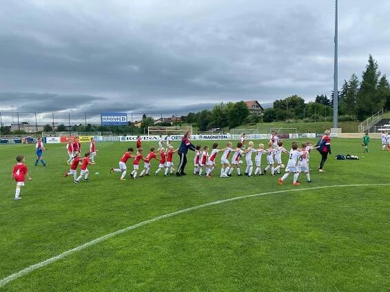 Oslavy 120 let fotbalu v Kroměříži: porážka s Ružomberokem i ocenění legend